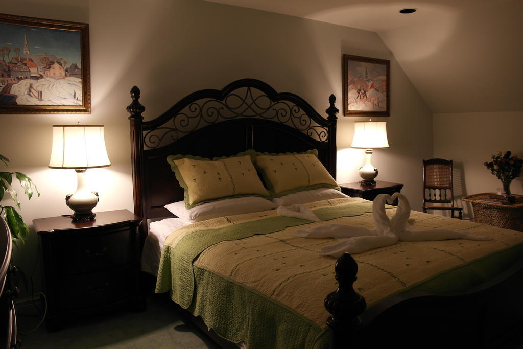 Rose Garden Bed And Breakfast Toronto Ruang foto